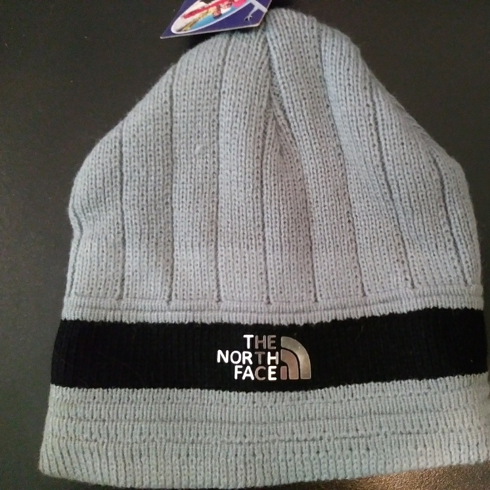New "The North Face" winter hat.One size w/ tags .
